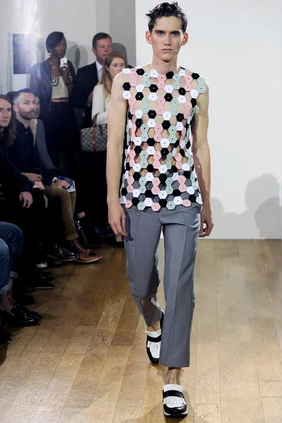 Look 12